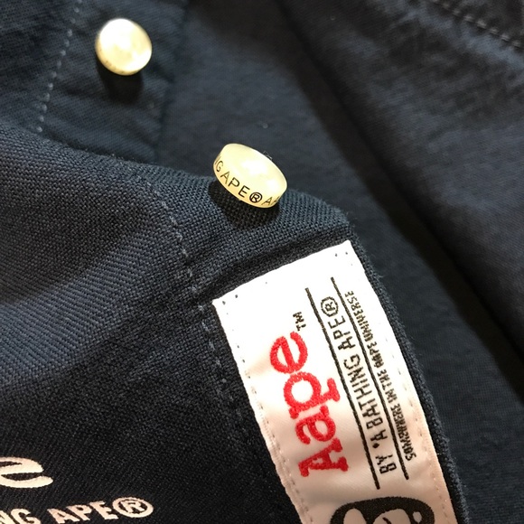 Aape button up size medium - Picture 12 of 15